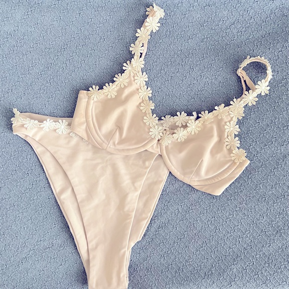 Princess Polly Swim Princess Polly Off White Daisy Bikini Poshmark